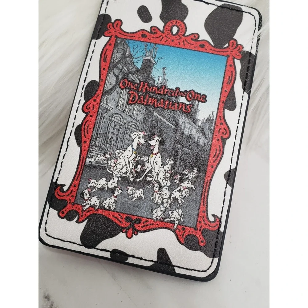 Loungefly Disney 101 Dalmatians Dogs Storybook Cardholder Lanyard Luggage Tag - Picture 2 of 4